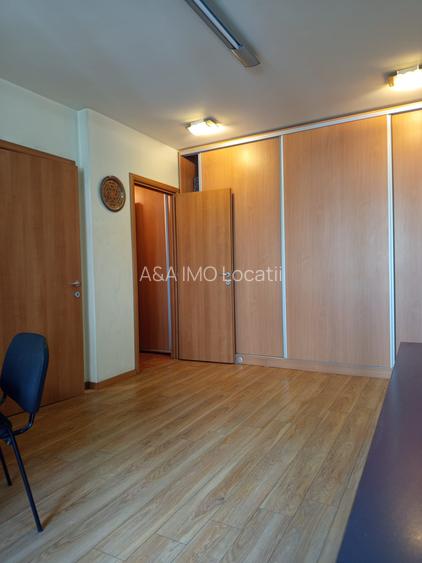 2 camere ideal investitie/regim hotelier metrou Piata Romana langa scara - 2