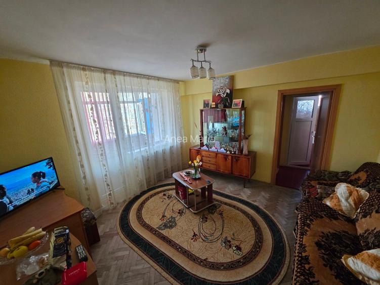 Apartament 3 camere, 64 mp, centrală proprie, balcon închis – Năvodari, str. Tin - 3