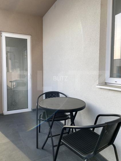 Apartament la cheie, 3 camere, 52 mp, 6 mp balcon, zona Metro - 14