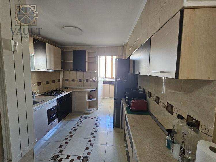 Apartament 3 camere - 3 minute Metrou Dristor +boxa la subsol  - 3