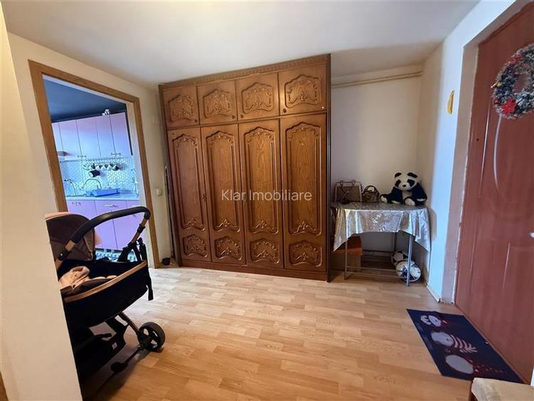 Vanzare apartament pe 2 nivele  in Ansamblu Oasului 86-90 - 4