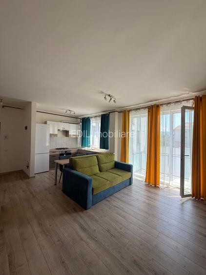 Apartament de închiriat, 1 cameră, 38 mp, parcare subterană, Central zona Paris - 4