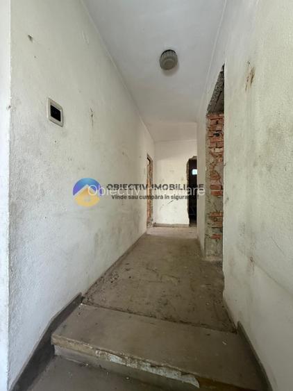 Casă + teren de vânzare Piatra Neamț – strada Stefan cel Mare - 10