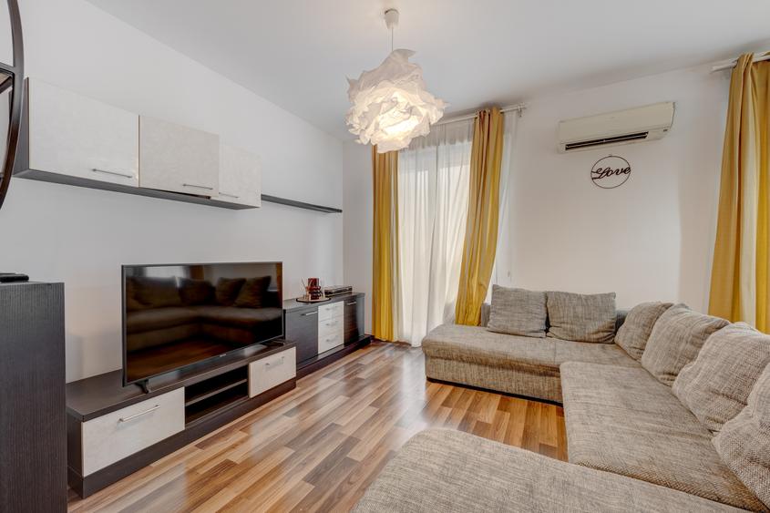 Apartament 2 camere cu terasa imensa de 50mp in Cosmopolis, comision 0
