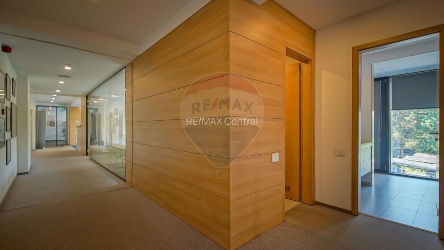 Birou Premium cu Terasă Exclusivă 230 mp – Neorama, 13 Decembrie - 21