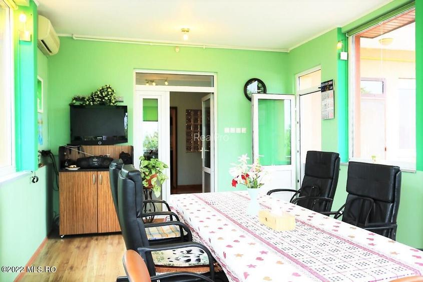 Ovidiu - Str. Nationala, Vila P+1E, teren 1094 mp, vedere la lac! - 13