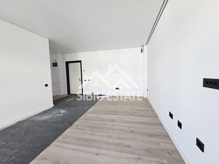 Apartament Sibiu central 3 camere, 2bai, lift garaj NOU - 4