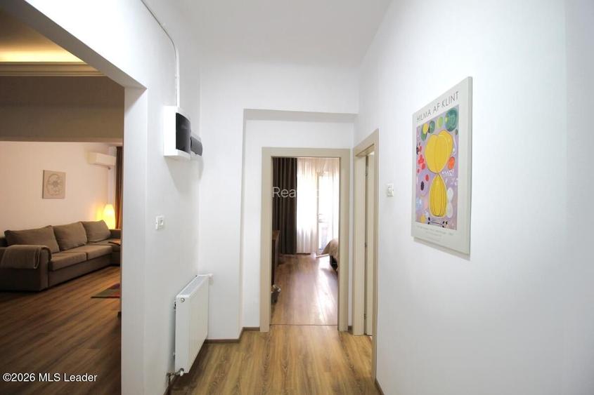 Piata Romana, 4 camere 138 MP total, Etaj 2/9, renovat - utilat, liber - 41