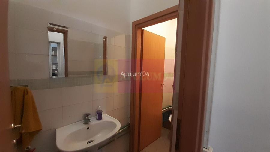 Showroom în Sudul Bucureștiului - 36