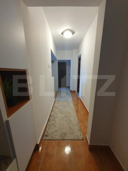 Apartament de vanzare - 4 camere - Zona Tudor