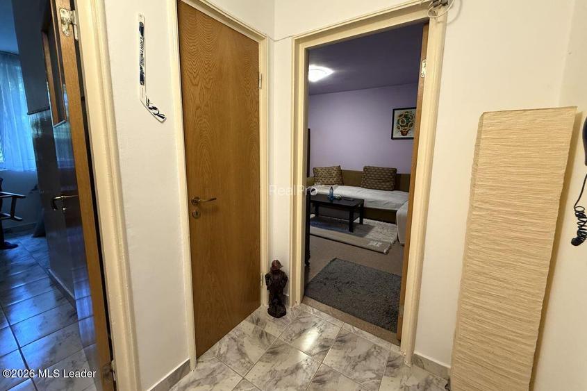 Parc Drumul Taberei, 50 mpu, etaj 2, decomandat, 5 minute de metrou - 13
