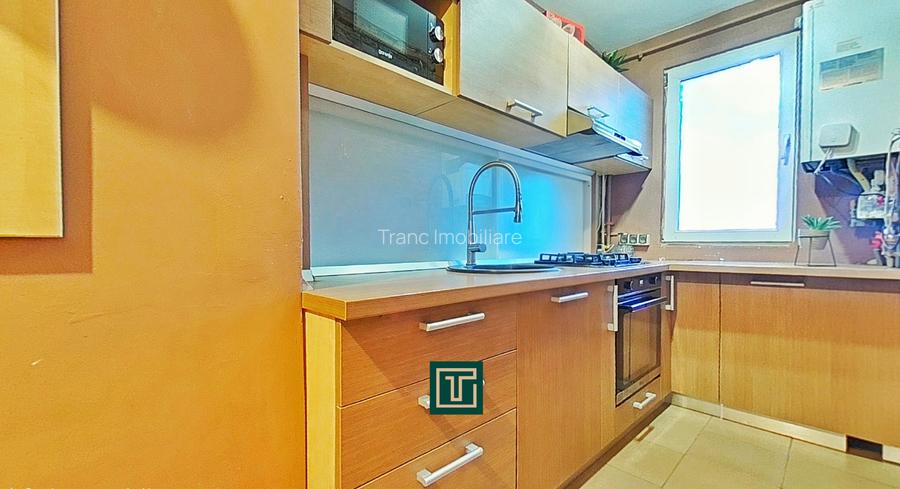 Apartament cu 2 camere complet renovat în Aurel Vlaicu – confort și vedere super - 8