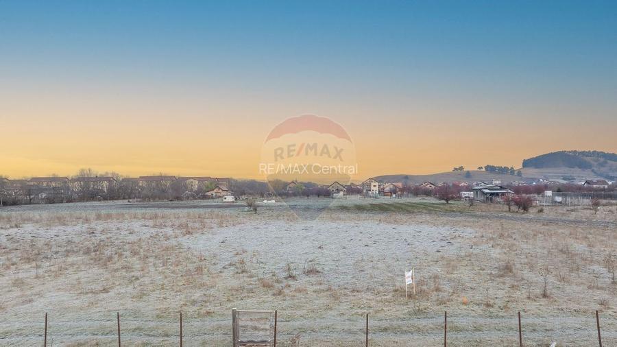 Comision 0 %! Teren 1,952mp Sanpetru, Strada Paraului! - 3