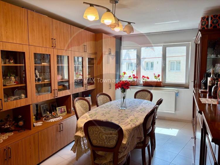 Apartament cu 4 camere de vânzare în zona Ultracentral - 4