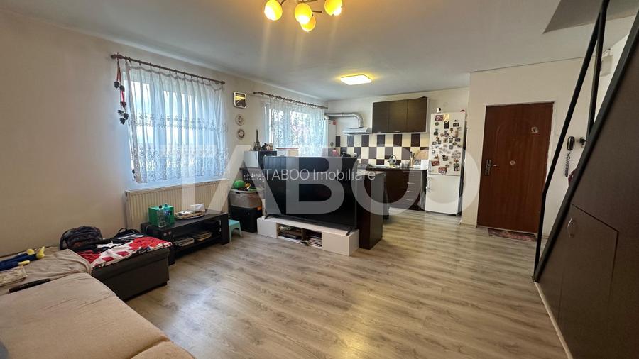 Apartament 4 camere 98 mpu cu balcon zona Terezian Sibiu - 2