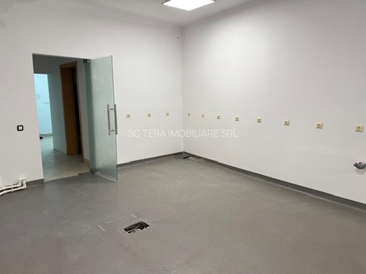 VANZARE AP 5 CAM IN VILA - 16