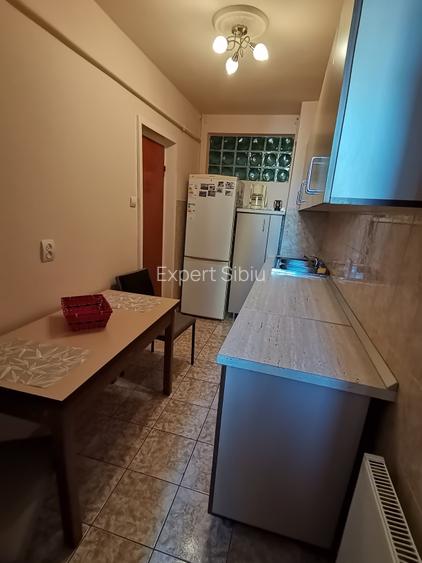 INCHIRIEZ apartament 2 camere decomandat,zona Strand - 5