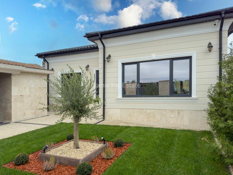 Casa deosebita 4 camere, cu piscina si crama - 4