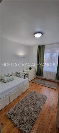 Apartament 4 camere, 2 bai, terasa - de inchiriat - Copou - 16