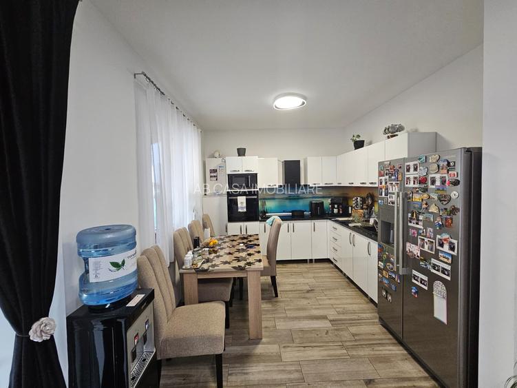 Duplex pe parter, între Moșnița Nouă și Urseni, cu 2 băi, 2 terase, comision 0% - 9