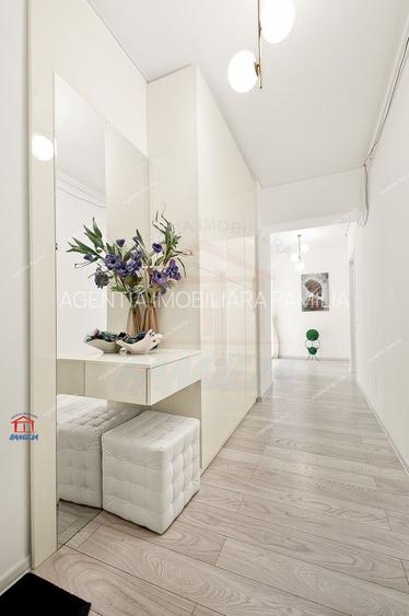 Trei camere de inchiriat Riviera by Viva - 16