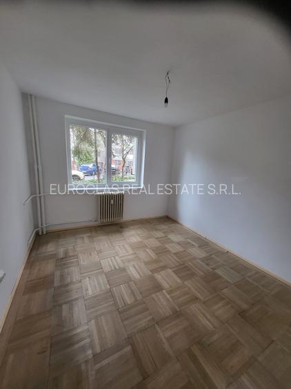 Apartament 2 camere - zona Brotacei - 79.000 euro (Cod E11) - 2
