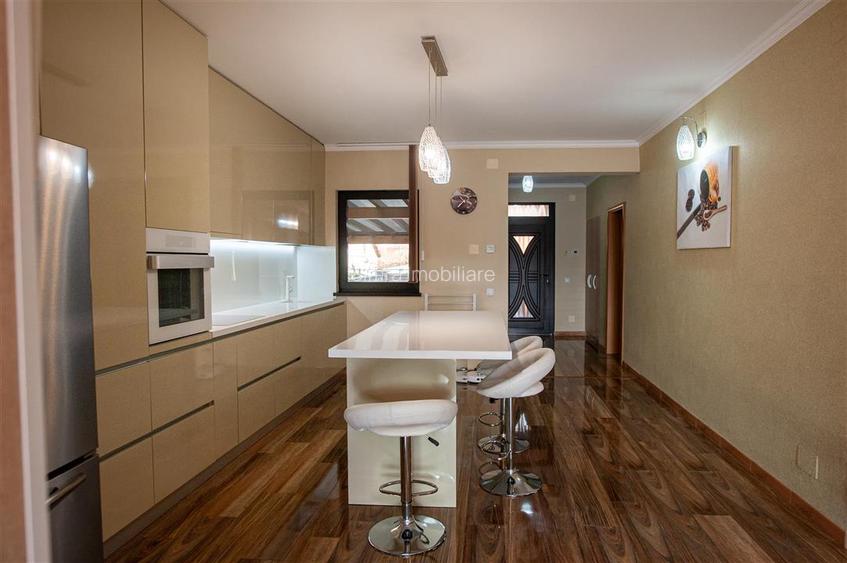 Vila D+P+E cu jaccuzi exterior in Iosia - 23