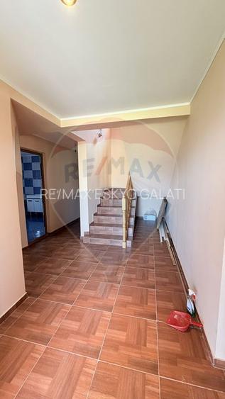 Casă cu 4 camere de vânzare Nămoloasa I Galati - 4