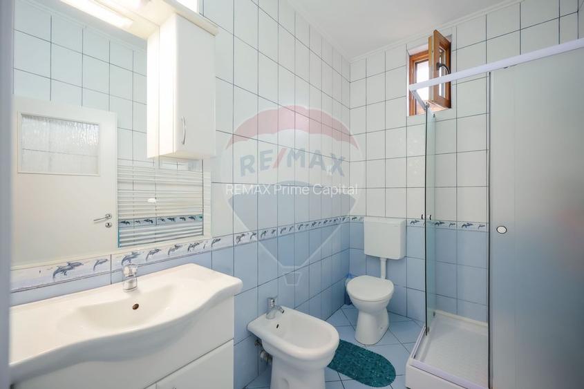 Casă cu 7 camere de vânzare în zona Ultracentrală - 4