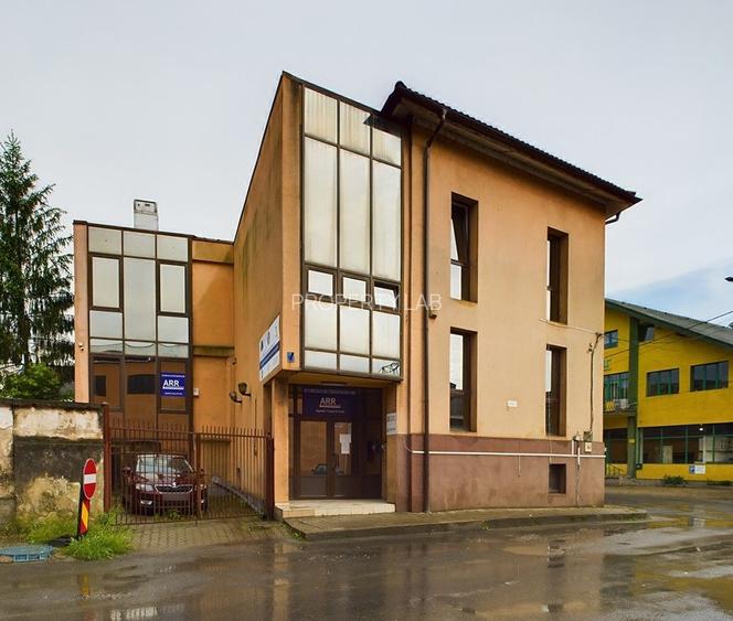 Clădire de birouri cu chiriași existenți - 2