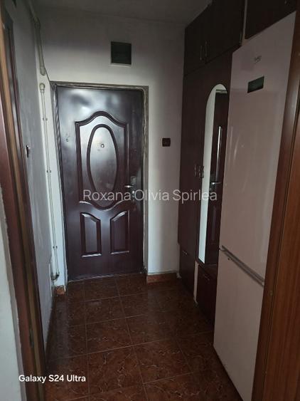 Se vinde garsoniera Imobilul este amplasat la etajul 3 complet, cartier linistit - 2