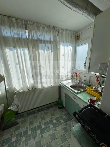 Apartament cu 3 camere – 71 m.p.- Nicolina 2, geam la baie - 8