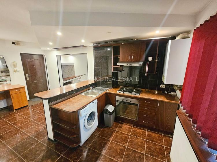 Apartament spatios, bloc 1992, Tatarasi-Oancea - 4