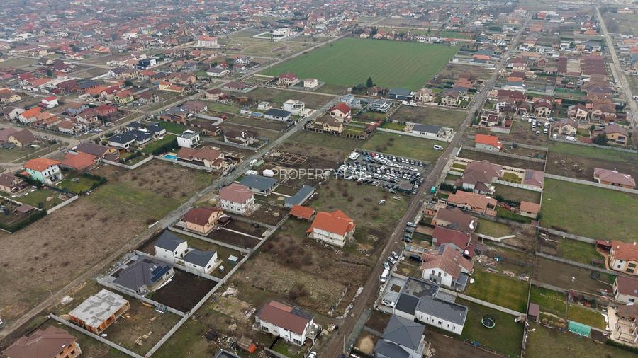 Teren intravilan de 925 mp în Vladimirescu - 22