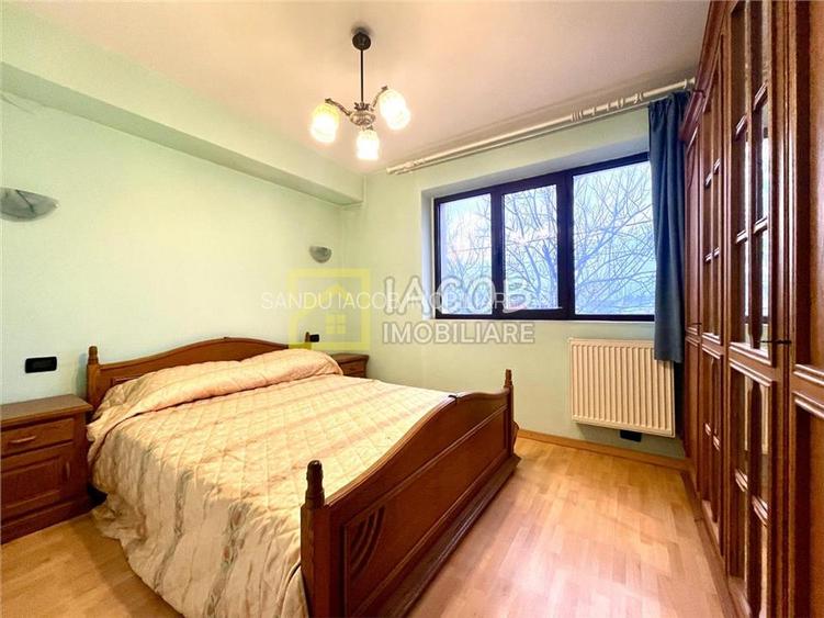 Apartament 3 camere decomandate, etaj 1, str. Narciselor 15, Bacau - 8