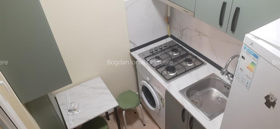 Închiriez apartament cu două camere nedecomandat.  - 6