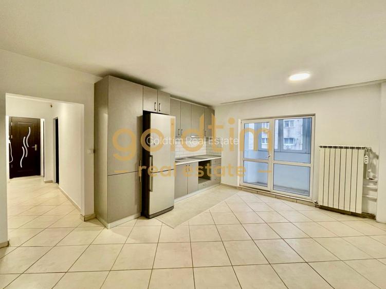 VITAN MALL/ZONA LINISTITA/RENOVAT - 2