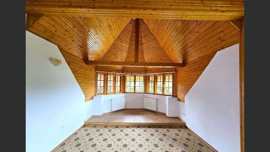 Vând Hotel/Pensiune Breaza: 15 camere, 1000 mp
 - 13