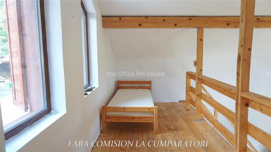 CABANA DE LA MUNTE, UN LOC FERMECATOR - 10