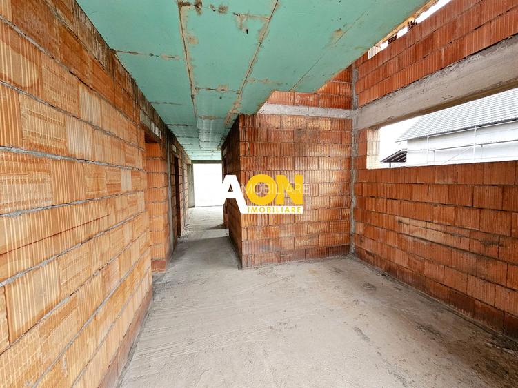 COMISION ZERO! Casa la rosu, P+1, 300 mp teren, cu utilitati, Lancram - 4