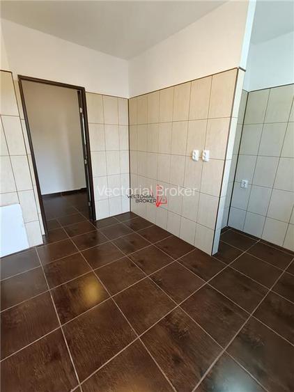 3 camere decomandat, renovat complet, etaj 2/4, Titan - Ozana - 6
