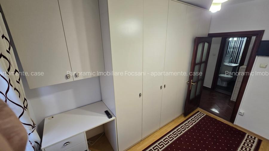 Apartament 4 camere de vanzare, etajul 2, Focsani - 17