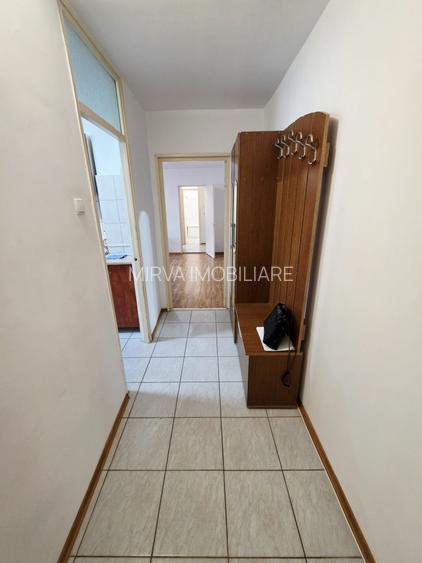 Apartament 2 camere decomandat, mobilat si utilat, zona 9 Mai - 21