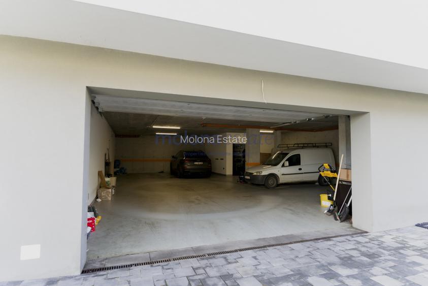 Proprietate rezidențială, cu două apartamente private, în Andrei Muresanu - 20