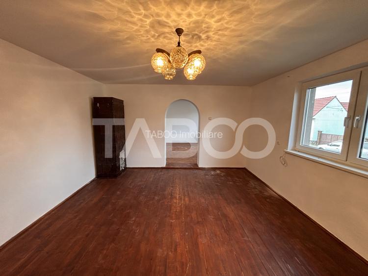 Casa individuala cu 3 camere  de vanzare 1020 mp teren in Hamba - 12