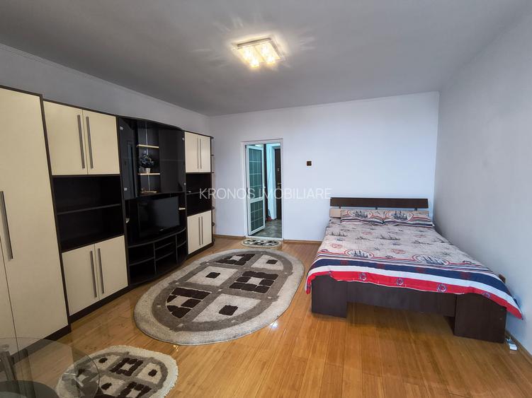 FAR GARSONIERA DECOMANDATA, MOBILATA, LIBERA 32 MP PRET 52900 EURO - 2