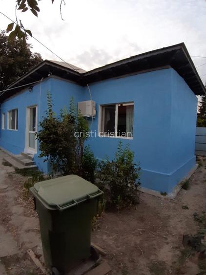 De vânzare casă cu teren aproape de București în comuna Vărăști.  - 2