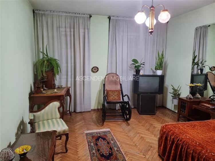 Decomandat pe 2 camere+ birou, etaj 1, Bulevardul Grivitei, Brasov - 40