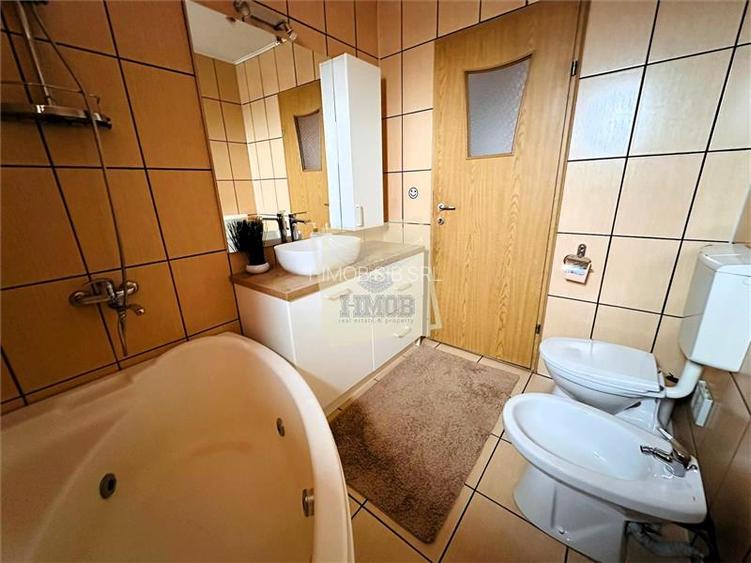 Apartament 3 camere 70 mp utili Vasile Aaron - 10