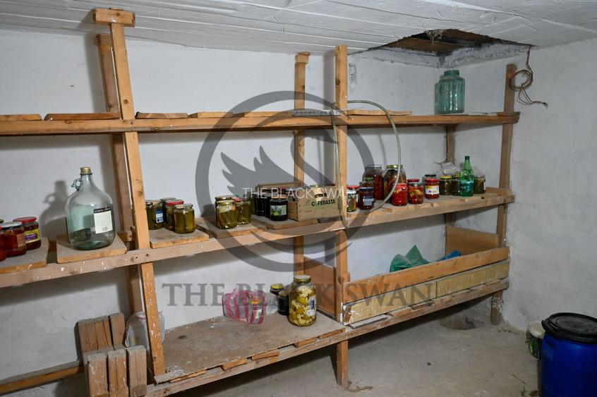 Casa cu 7 camere de vanzare | Zona Centrala, Baicoi | Comision 0% - 23